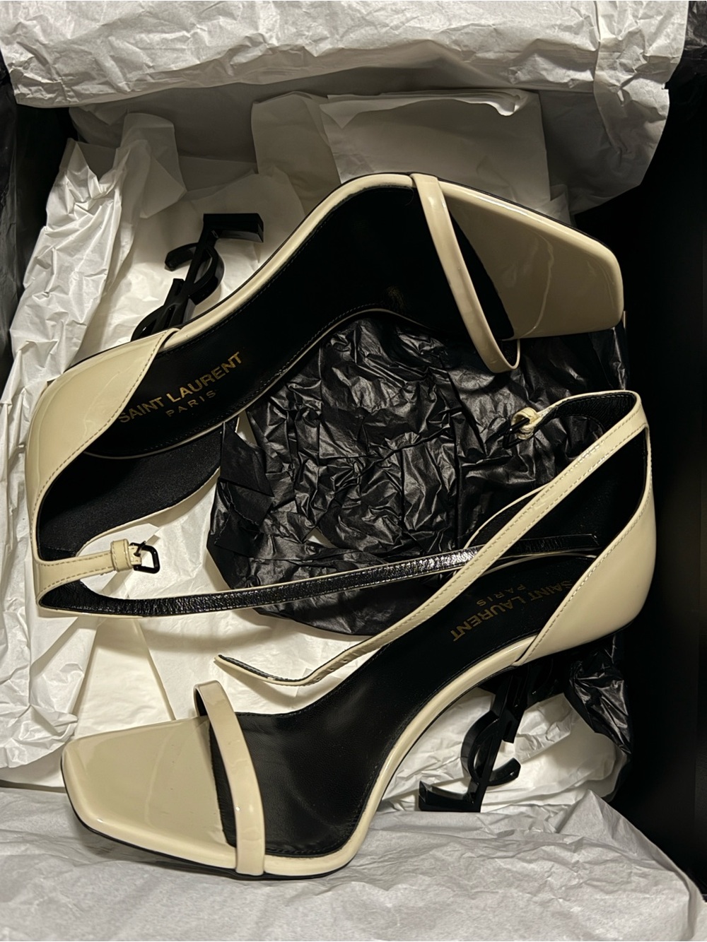 “Opyum” Saint Laurent Ivory Patent Leather Heels - Picture 2 of 5